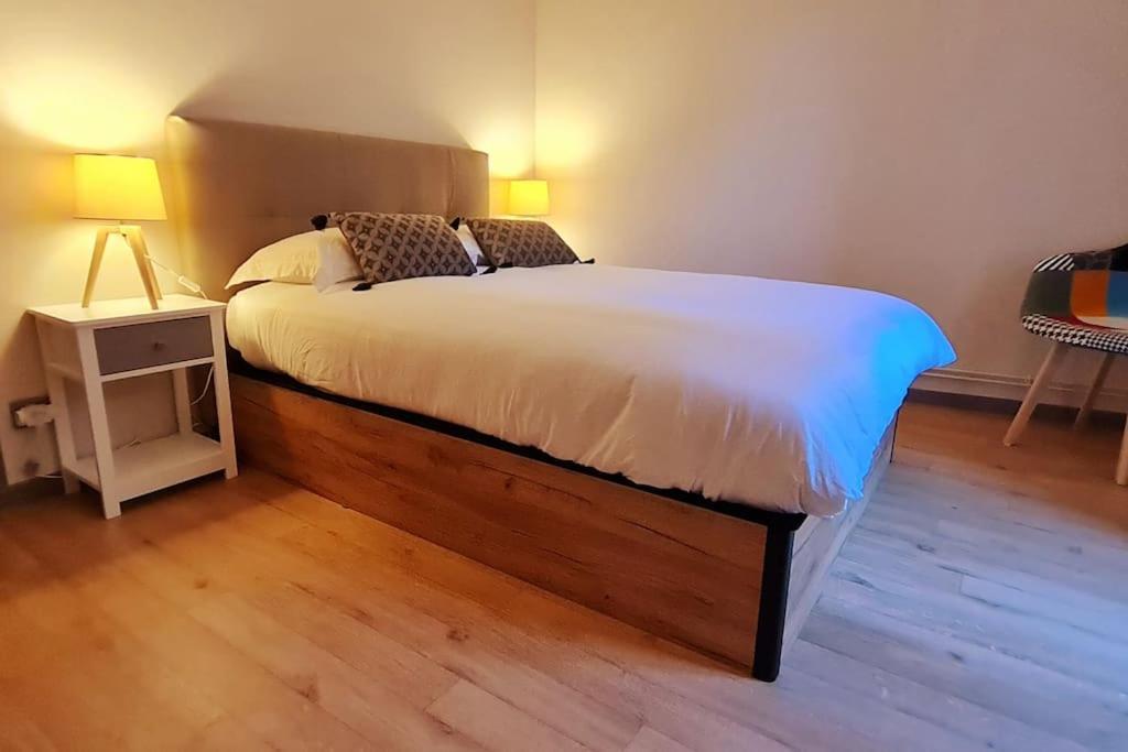 Le 56 Faubourg - Proche Centre - Parking Gratuit Appartement Beaune  Buitenkant foto