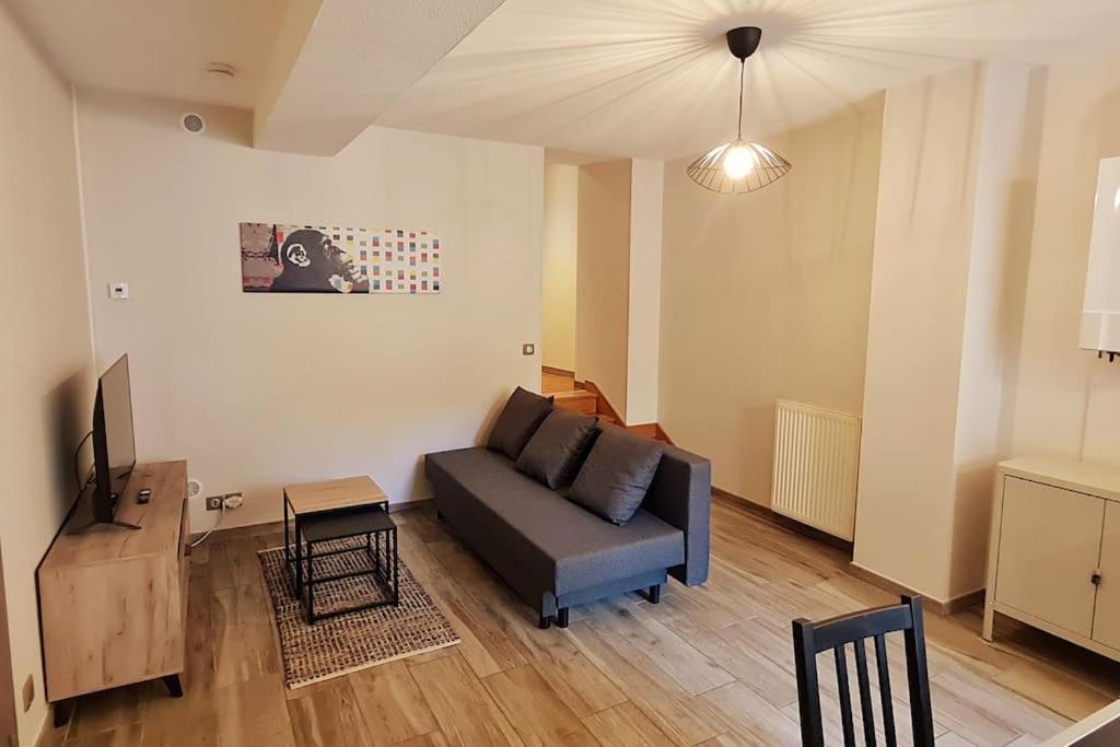 Le 56 Faubourg - Proche Centre - Parking Gratuit Appartement Beaune  Buitenkant foto